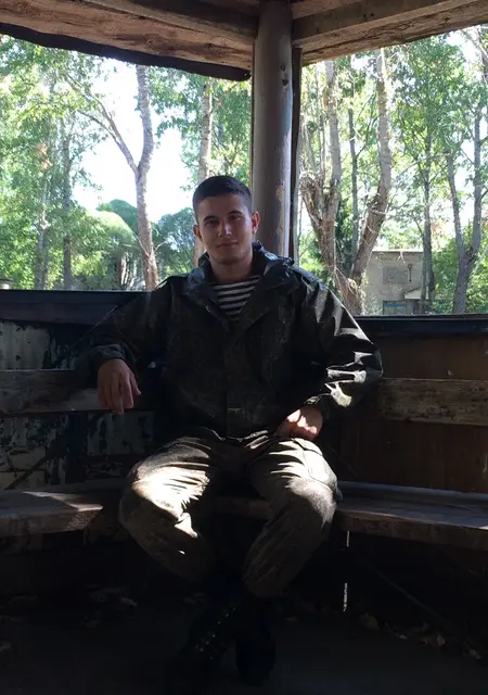 Александр из Кропоткина, мне 25, познакомлюсь для приятного времяпровождения