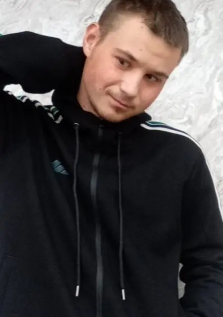 Вадим из Челябинска, мне 19, познакомлюсь для открытые отношения