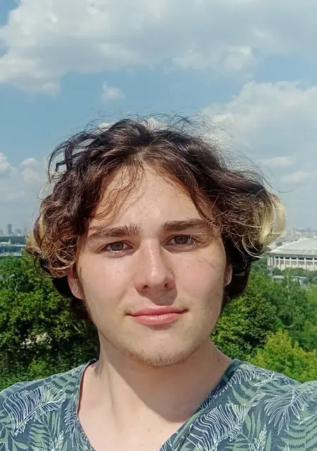 Я Назар, 18, знакомлюсь без обязательств в Калининграде