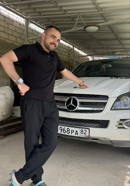 Я Андрей, 26, из Строителя, ищу знакомство для общения