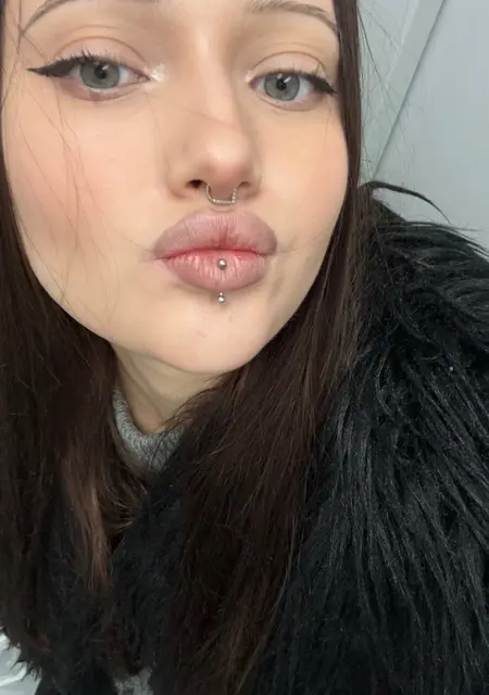 Я Соня, 30, знакомлюсь на одну ночь в Рязани