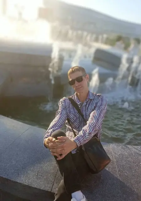 Я Сергей Казарин, 43, из Новосибирска, ищу знакомства на одну ночь