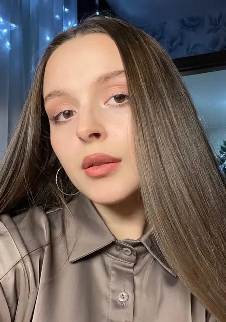 Я Настя, 24, знакомлюсь для постоянных отношений в Москве