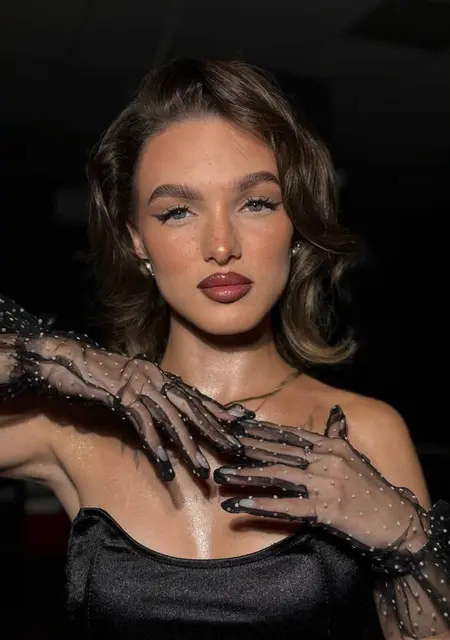 Я Карина, 24, из Москвы, ищу знакомство для общения