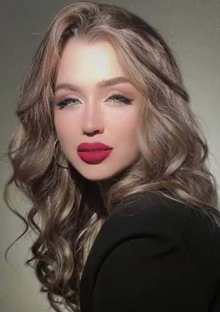 Анастасия из Краснодара, мне 19, познакомлюсь для открытые отношения