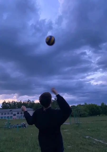 Я Сергей, 28, из Брянска, ищу знакомства на одну ночь