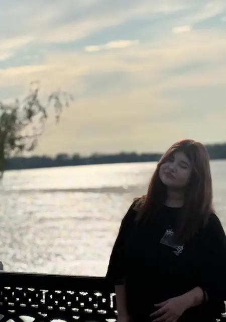 Алина из Самары, мне 19, познакомлюсь на одну ночь