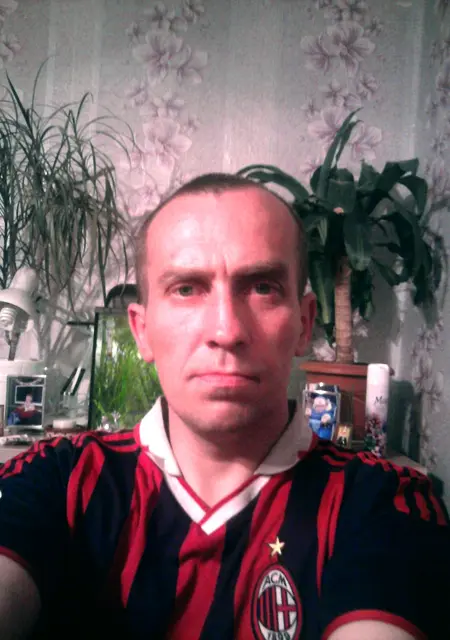 Я Игорь, 46, знакомлюсь без обязательств в Калининграде