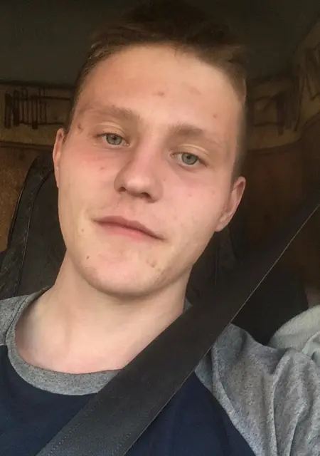 Иван из Красноуфимска, ищу на сайте знакомства на одну ночь