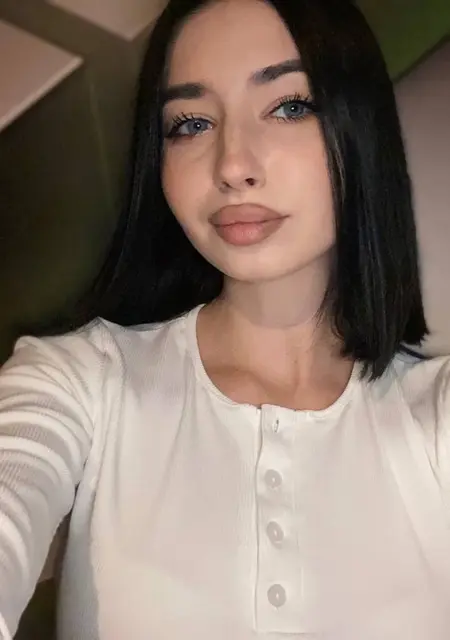 Я Александрина, 25, знакомлюсь для приятного времяпровождения в Дзержинске