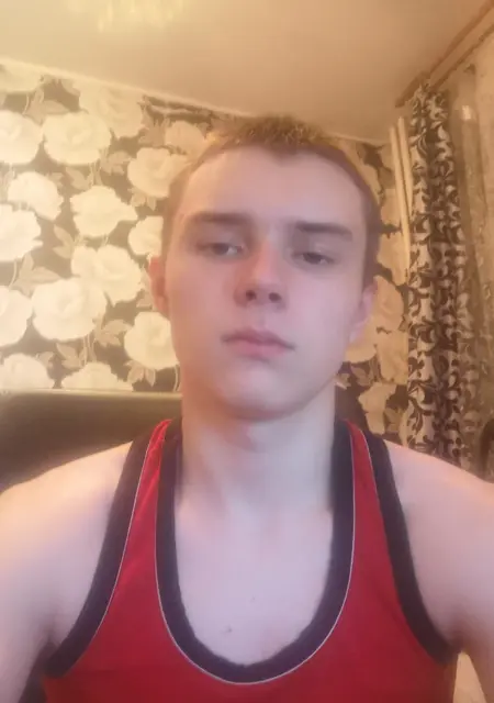 Никита из Омска, ищу на сайте знакомства на одну ночь