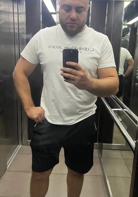 Я Artur, 29, знакомлюсь для общения в Липецке