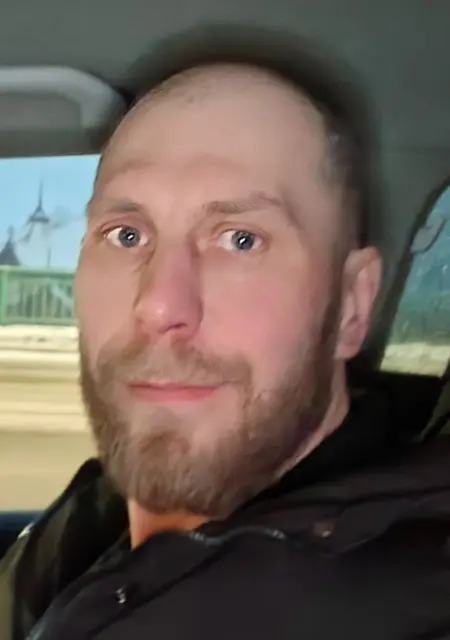 Александр из Костромы, мне 45, познакомлюсь без обязательств