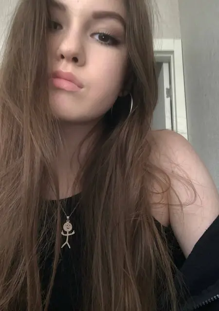 Arina из Казани, мне 21, познакомлюсь для открытые отношения