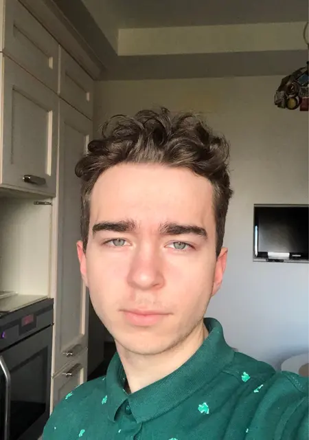 Я Родион, 23, знакомлюсь для дружбы в Москве