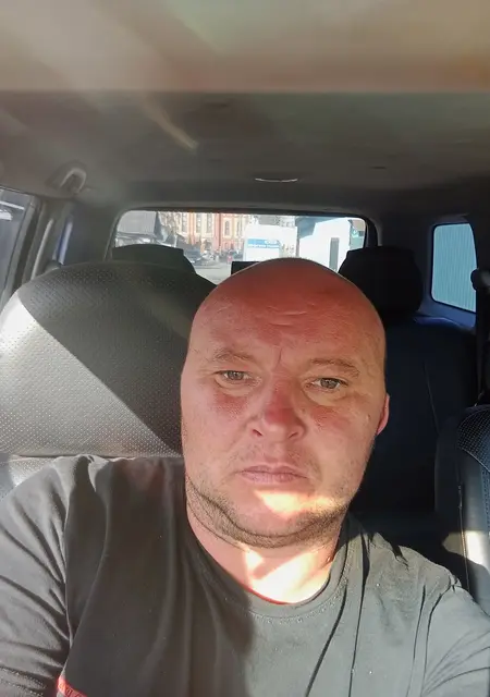 Вадим из Брянска, ищу на сайте знакомства на одну ночь