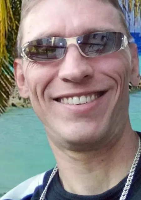 Я Сергей, 50, знакомлюсь для приятного времяпровождения в Великом Новгороде