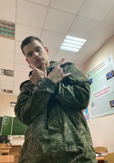 Я Ден, 21, знакомлюсь без обязательств в Нижнем Новгороде