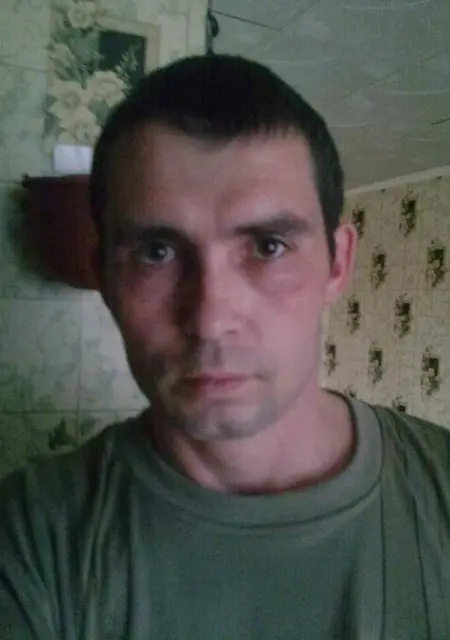 Я Михаил, 44, знакомлюсь без обязательств в Чите