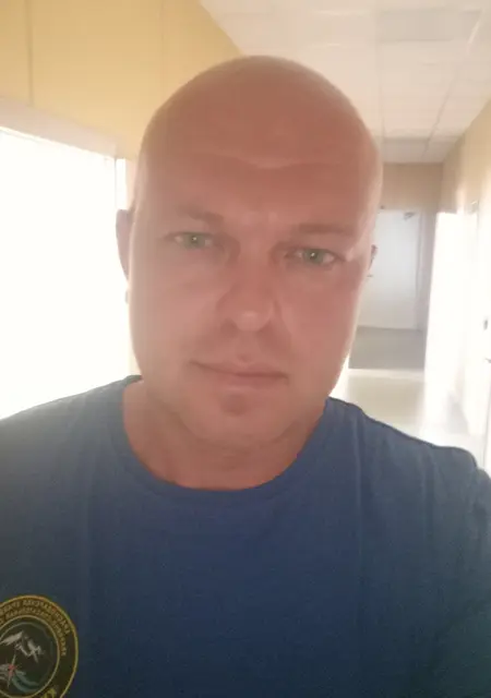 Я Максим, 40, из Краснодара, ищу знакомства без обязательств