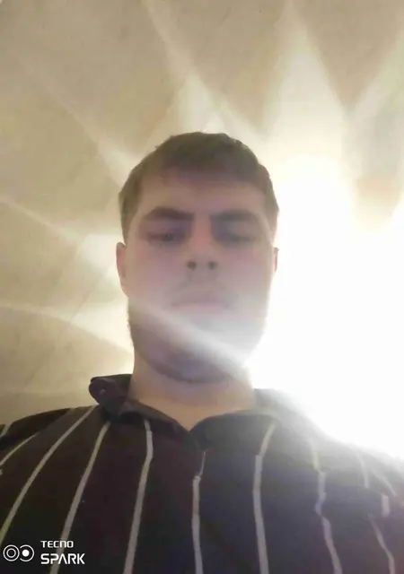 Олег из Твери, мне 21, познакомлюсь для постоянных отношений