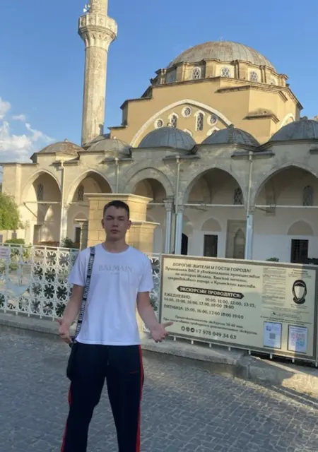 Я , 26, из Москвы, ищу знакомство для постоянных отношений