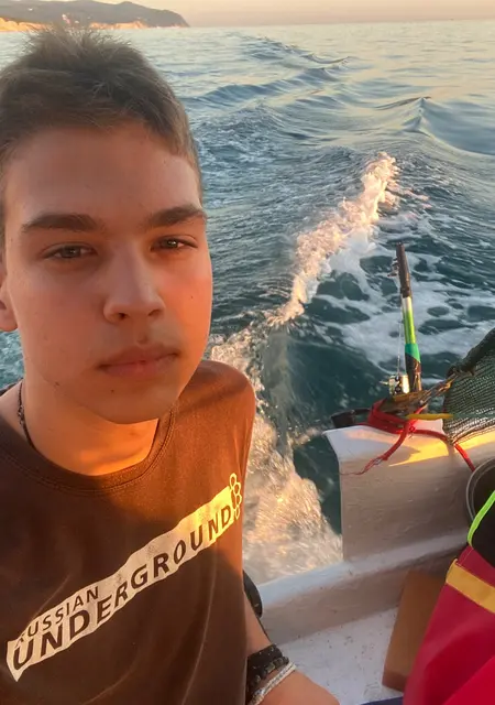 Иван из Геленджика, мне 25, познакомлюсь для приятного времяпровождения