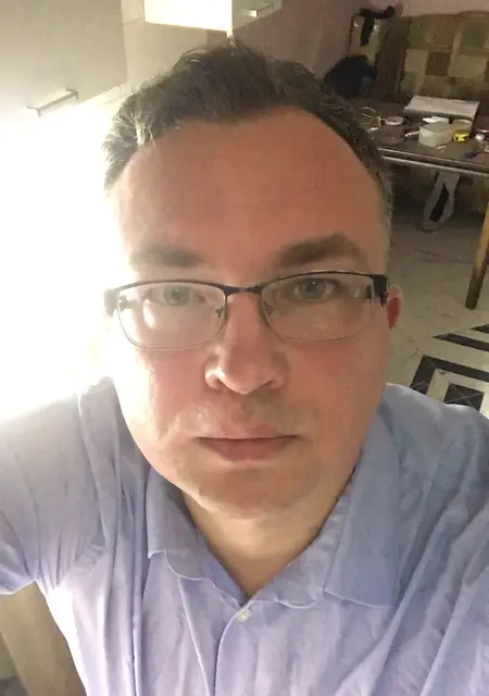 Виктор из Рязани, ищу на сайте знакомства на одну ночь