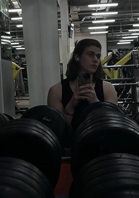 Даня из Тольятти, ищу на сайте знакомства на одну ночь