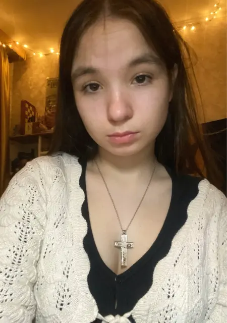 Ная из Санкт-Петербурга, мне 18, познакомлюсь без обязательств