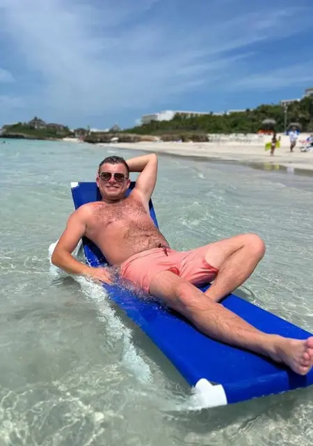 Я Владислав, 33, из Вышнего Волочка, ищу знакомство для открытые отношения