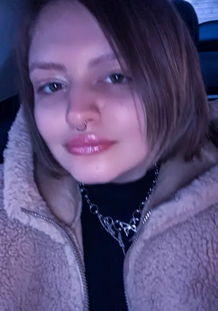 Александра из Пензы, ищу на сайте постоянные отношения