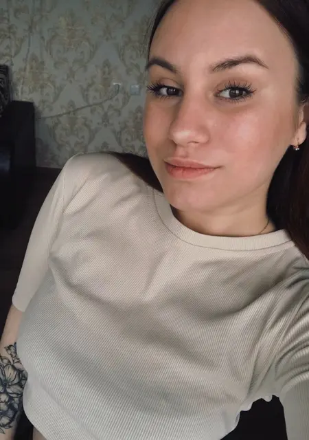 Я Дарья, 22, знакомлюсь для открытые отношения в Челябинске
