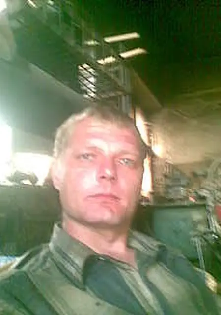 Роман из Йошкар-Олы, мне 43, познакомлюсь без обязательств