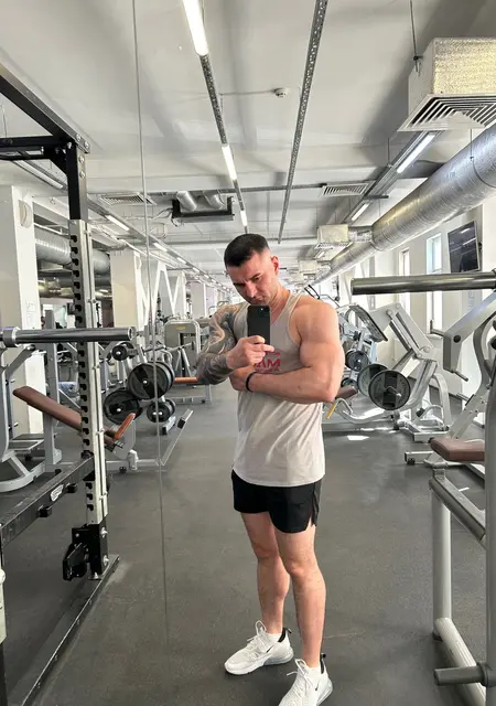 Андрей из Твери, мне 32, познакомлюсь для постоянных отношений