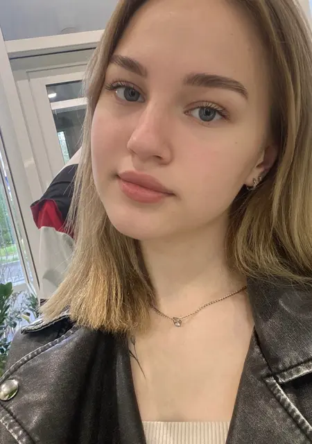 Я Алина, 23, знакомлюсь на одну ночь в Барнауле
