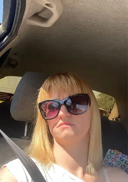 Евгения из Буденновска, ищу на сайте знакомства без обязательств