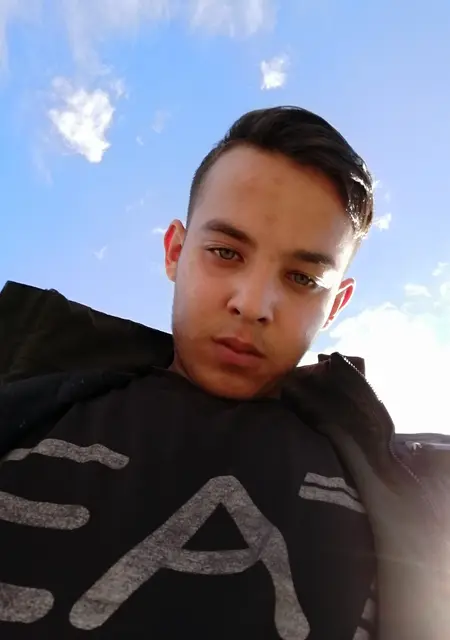 Я Ильяс, 20, знакомлюсь без обязательств в Набережных Челнах