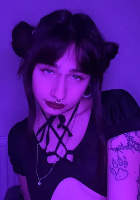 Лина из Екатеринбурга, мне 20, познакомлюсь без обязательств