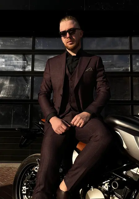 Я Александр, 30, знакомлюсь без обязательств в Рязани