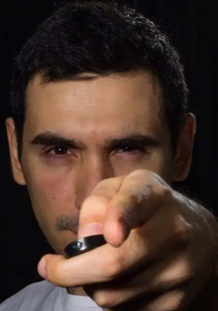 Артём из Кирова, ищу на сайте знакомства без обязательств