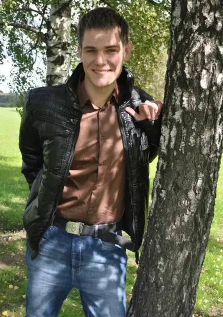 Дима из Нового Уренгоя, мне 27, познакомлюсь для вирта