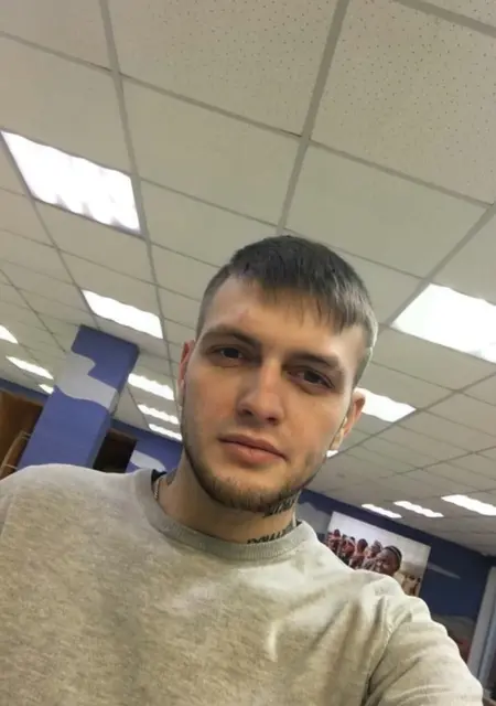 Я Андрей, 27, знакомлюсь без обязательств в Салехарде