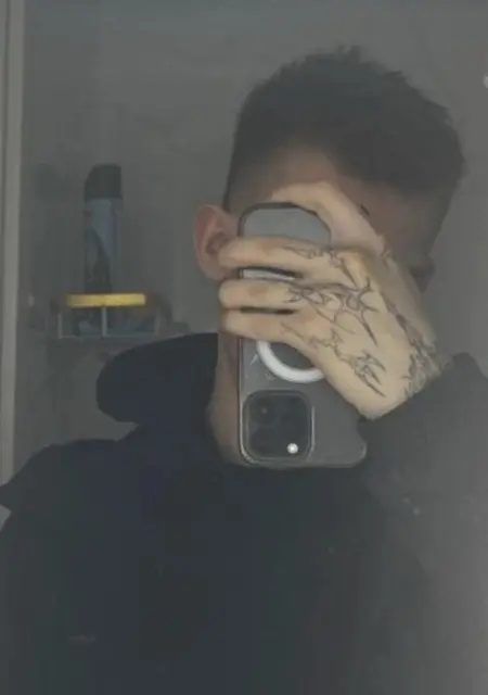 Павел из Сыктывкара, мне 20, познакомлюсь на одну ночь