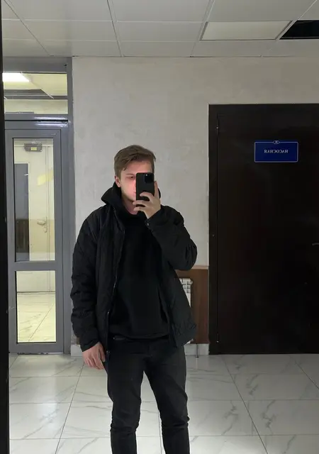 Александр из Владимира, мне 21, познакомлюсь на одну ночь