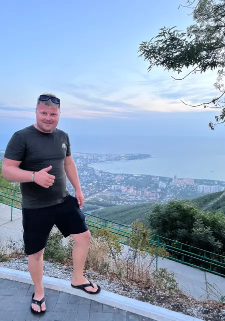 Алекс из Балакова, ищу на сайте знакомства на одну ночь