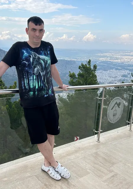 Я Dima, 35, знакомлюсь на одну ночь в Ахтубинске