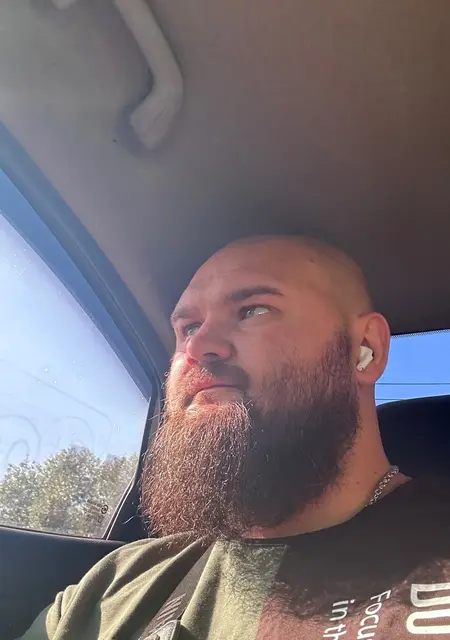 Я Кирилл, 33, из Обнинска, ищу знакомство для открытые отношения