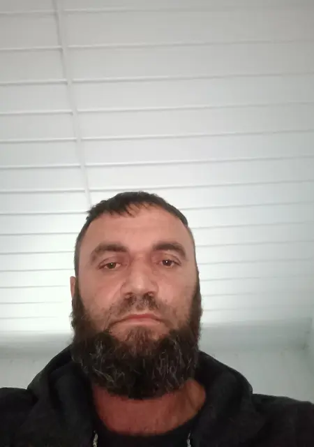 Я Zaur, 42, из Прохладного, ищу знакомство для постоянных отношений