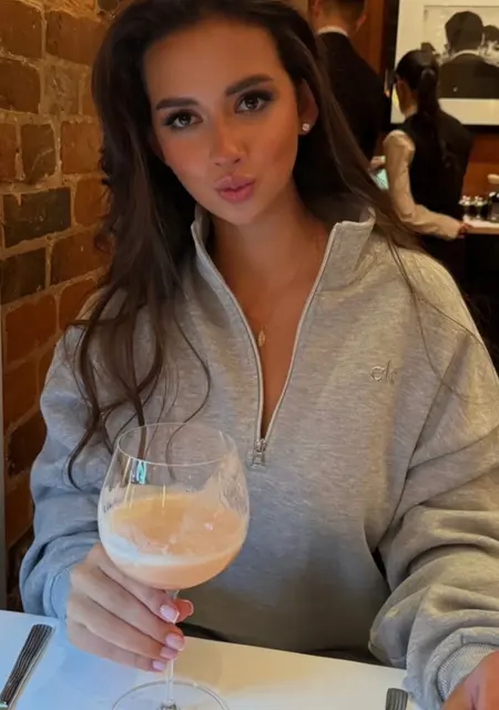Я Мария, 19, знакомлюсь без обязательств в Самаре